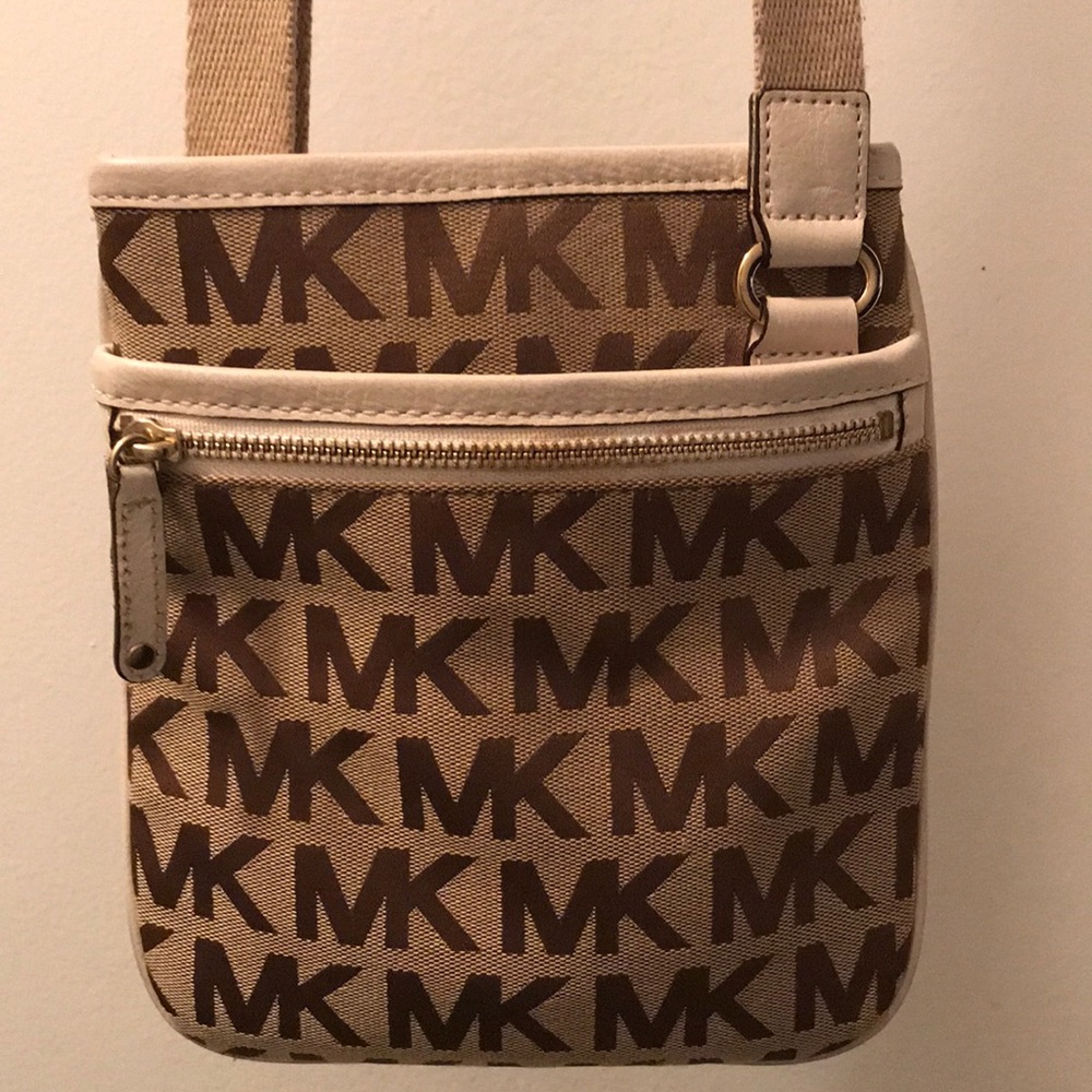 Michael Kors Crossbody